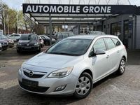 Gebraucht Opel Astra Selection 110 PS (80 kW) 2011 Silber Kombi