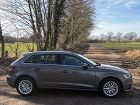 Gebraucht Audi A3 Ambiente 110 PS (80 kW) 2015 Grau Limousine