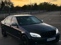 Gebraucht Mercedes C350 Elegance 272 PS (200 kW) 2008 Schwarz Limousine