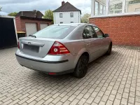Gebraucht Ford Mondeo 110 PS (80 kW) 2005 Grau Limousine