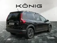 Gebraucht Dacia Jogger Expression 110 PS (80 kW) 2025 Schwarz Van / Kleinbus