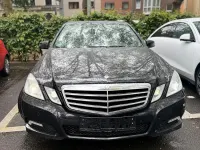 Gebraucht Mercedes E220 Avantgarde 170 PS (125 kW) 2010 Schwarz Limousine