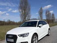 Gebraucht Audi A3 e-tron Sport 150 PS (110 kW) 2017 Weiß Kleinwagen