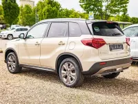 Neu Suzuki Vitara Comfort 110 PS (80 kW) 2026 Savannah/cosmic black pearl SUV