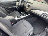 Gebraucht BMW 116 Sport Line 116 PS (85 kW) 2011 Schwarz ii Kleinwagen