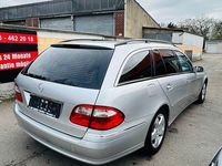 Gebraucht Mercedes E280 Avantgarde 177 PS (130 kW) 2004 Grau Limousine