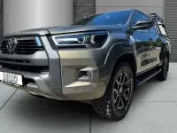 Gebraucht Toyota HiLux Style 204 PS (150 kW) 2025 Braun Pickup