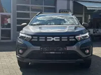 Gebraucht Dacia Jogger Extreme 141 PS (103 kW) 2024 Grau Van / Kleinbus