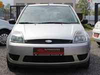 Gebraucht Ford Fiesta 60 PS (44 kW) 2005 Polarsilber metallic Kleinwagen