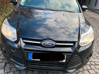 Gebraucht Ford Focus 125 PS (91 kW) 2013 Schwarz Kombi