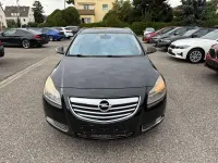 Gebraucht Opel Insignia Innovation 160 PS (117 kW) 2011 Schwarz Kombi