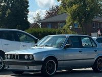 Gebraucht BMW 316 102 PS (75 kW) 1990 Blau Limousine