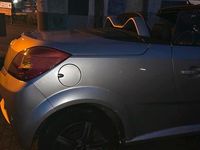 Gebraucht Opel Tigra 90 PS (66 kW) 2007 Silber Cabrio