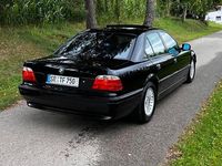 Gebraucht BMW 750 Shadowline 326 PS (239 kW) 1997 Schwarz Limousine