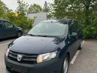 Używany Dacia Sandero 75 KM (55 kW) 2014 Niebieski Hatchback