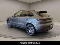 Gebraucht Porsche Cayenne 470 PS (345 kW) 2025 Grau SUV