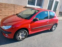 Gebraucht Peugeot 206 60 PS (44 kW) 2004 Rot Kleinwagen