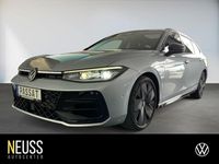 Gebraucht VW Passat R-line 265 PS (194 kW) 2026 Oyster silver metallic grenadill Kombi