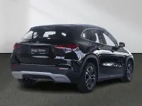 Gebraucht Mercedes GLA200 163 PS (119 kW) 2024 Unilack nachtschwarz SUV