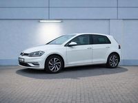 Gebraucht VW Golf VII Sound 110 PS (80 kW) 2018 Weiß Kleinwagen
