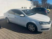 Gebraucht VW Passat 172 PS (126 kW) 2011 Weiß Limousine