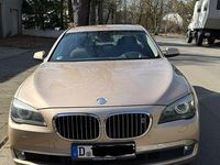Gebraucht BMW 730 245 PS (180 kW) 2009 Gelb Limousine