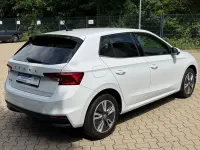 Gebraucht Skoda Fabia Style 150 PS (110 kW) 2023 Weiß Kleinwagen