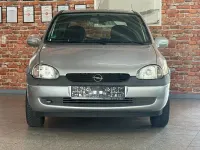Gebraucht Opel Corsa 54 PS (39 kW) 1998 Silber Kleinwagen