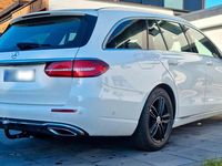 Gebraucht Mercedes E220 194 PS (142 kW) 2017 Weiß Kombi