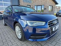 Gebraucht Audi A3 Ambiente 140 PS (102 kW) 2014 Blau Limousine
