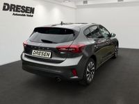 Gebraucht Ford Focus Titanium 125 PS (91 kW) 2022 Grau Limousine