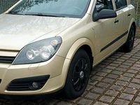 Gebraucht Opel Astra 90 PS (66 kW) 2004 Gold Limousine
