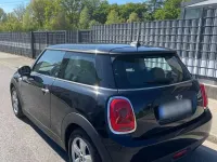 Usado Mini ONE 75 CV (55 kW) 2018 Negro Utilitario