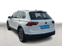 Gebraucht VW Tiguan Life 110 PS (80 kW) 2023 Weiß SUV