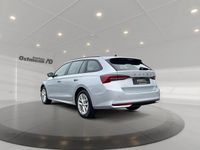 Gebraucht Skoda Octavia Selection 150 PS (110 kW) 2024 Brilliantsilber metallic Kombi