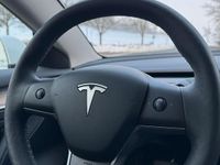 Gebraucht Tesla Model 3 Standard Range 208 kW (283 PS) 2022 Weiß Limousine