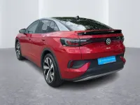 Gebraucht VW ID.5 Pro Performance 150 kW (204 PS) 2023 Kings red metallic schwarz SUV