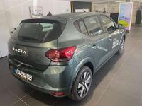 Gebraucht Dacia Sandero Expression 91 PS (66 kW) 2025 Zederngrün Kleinwagen