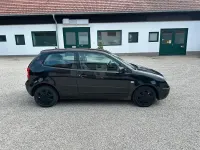 Gebraucht VW Polo 75 PS (55 kW) 2002 Schwarz Kleinwagen