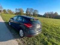 Gebraucht Ford Focus 85 PS (62 kW) 2018 Blau Limousine
