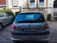 Gebraucht Peugeot 206 60 PS (44 kW) 2004 Silber Kleinwagen