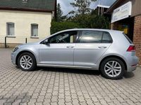 Gebraucht VW Golf VII 86 PS (63 kW) 2018 Reflexsilber metallic Limousine