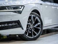 Gebraucht Skoda Superb SportLine 200 PS (147 kW) 2021 Weiß Limousine