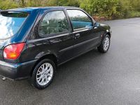 Gebraucht Ford Fiesta 75 PS (55 kW) 2000 Schwarz Kleinwagen