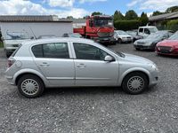 Gebraucht Opel Astra Edition 110 PS (80 kW) 2008 Silber Limousine