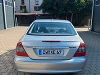Gebraucht Mercedes E200 Avantgarde 184 PS (135 kW) 2007 Limousine
