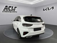 Gebraucht Kia Ceed GT-Line 159 PS (116 kW) 2022 Weiß Kleinwagen