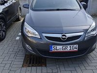 Gebraucht Opel Astra 110 PS (80 kW) 2011 Grau Limousine