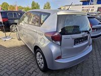 Gebraucht Toyota Verso 73 PS (53 kW) 2015 Andere Van / Kleinbus