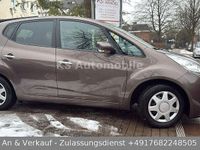 Gebraucht Kia Venga DREAM-TEAM Edition 125 PS (91 kW) 2016 Braun Kleinwagen